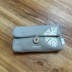 Hawaiian Airline Travel Pouch